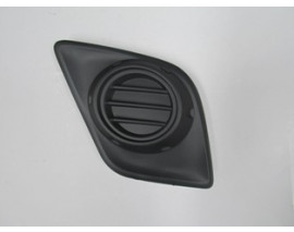 TOYOTA HILUX- PICK UP- 15/19; SİS LAMBA KAPAĞI SOL SİS DELİKSİZ (LM)