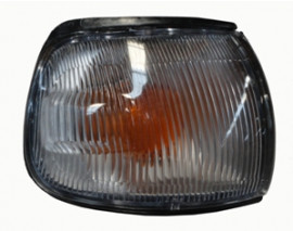 NISSAN SUNNY- B13- 90/94; ÖN SİNYAL SAĞ BEYAZ (FAMELLA)