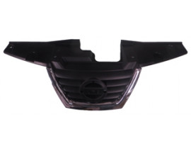 NISSAN JUKE- 11/14; ÖN PANJUR SİYAH ORTA PARÇA (NİKELAJ KAPLAMALI) KAMERA DELİKSİZ (TYG)