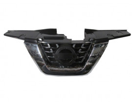 NISSAN JUKE- 14/19; ÖN PANJUR SİYAH ORTA PARÇA (NİKELAJ KAPLAMALI)KAMERA DELİKSİZ (TYG)