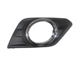 NISSAN X TRAIL- 13/16; SİS LAMBA KAPAĞI SAĞ SİS DELİKLİ NİKELAJ ÇERÇEVELİ (TW)