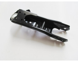 NISSAN PICK UP- D21- 89/97; ÖN ALT TABLA SAG ROTILLI (SALINCAK) (SH)