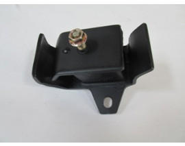 NISSAN SKYSTAR- PICK UP- D22- 97/02; MOTOR TAKOZU SOL 4X2 (PERFECT)