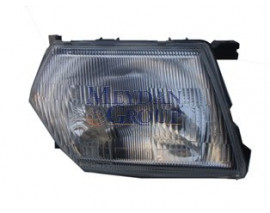 NISSAN PATROL- 98/02; FAR LAMBASI SAĞ KÖŞESİ ÜÇGEN (TYC)