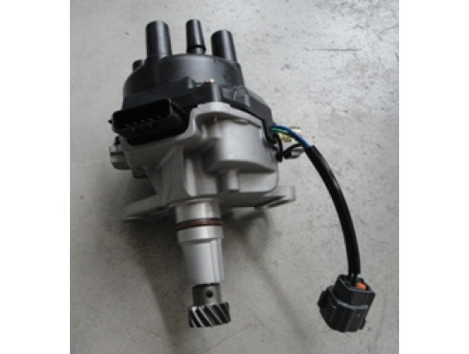 MAZDA 626- HB- 92/97; DİSTRİBÜTÖR KOMPLE (DİK ÇIKIŞLI) (FS) 2.0CC 6+3 FİŞLİ KABLOLU)(YOW JUNG)