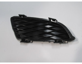 MAZDA 6- SD- 03/06; SİS LAMBA KAPAĞI SAĞ SİS DELİKSİZ SİYAH (TW)