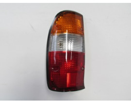 MAZDA B2500- PICK UP- 01/03; STOP LAMBASI SOL SARI/BEYAZ/KIRMIZI (AA MOTOR)