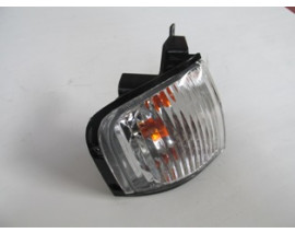 MAZDA B2500- PICK UP- 04/06; ÖN SINYAL SAG BEYAZ (AA MOTOR)