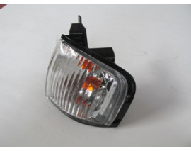 MAZDA B2500- PICK UP- 04/06; ÖN SINYAL SOL BEYAZ (AA MOTOR)