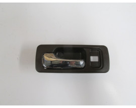 HONDA ACCORD- 90/93; ÖN KAPI İÇ AÇMA KOLU SOL KAHVERENGİ (ELCEĞİ NİKELAJLI) (HUSHAN)