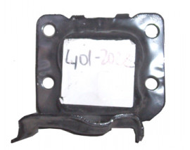 HONDA CIVIC- SD- 90/91; ÖN TAMPON DEMİRİ BAĞLANTI BRAKETİ SAĞ (PANELE BAĞLANAN)