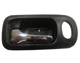 HONDA CRV- 02/04; ÖN KAPI İÇ AÇMA KOLU SOL SİYAH (ELCEĞİ NİKELAJLI) (HUSHAN)