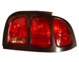 FORD MUSTANG- 96/98; STOP LAMBASI SAĞ KIRMIZI ÜST ÇERÇEVESİ İLE BİRLİKTE (EAGLE EYES)