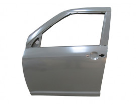 SUZUKI SWIFT- 05/11; ÖN KAPI KOMPLE SOL GRİ BOYALI/ÇELİK BARLI (İCELİ/ÇEKOMASTİKLİ) (BFN)