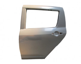 SUZUKI SWIFT- 05/11; ARKA KAPI KOMPLE SOL GRİ BOYALI (İCELİ/ÇEKOMASTİKLİ) (BFN)