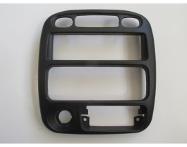 HYUNDAI ACCENT- 95/97; ÖN GÖGÜS TEYP PANELI/ÇERÇEVESI (KLIMALI) (ÇEVIRMELI AYAR)