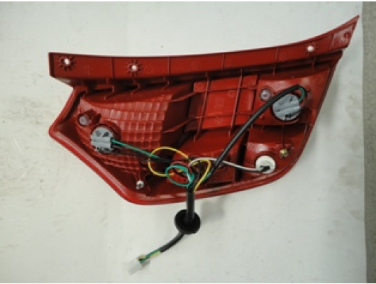 HYUNDAI I10- 08/11; STOP LAMBASI SAG KIRMIZI/BEYAZ (FAMELLA)