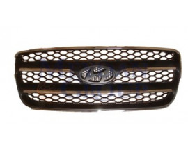 HYUNDAI SANTA FE- 06/09; ÖN PANJUR SİYAH (ÇERÇEVE VE ORTA IZGARASI NİKELAJ KAPLAMALI) (BFN)