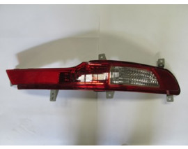 KIA SPORTAGE- 11/15; ARKA TAMPON SIS LAMBASI SAG KIRMIZI/BEYAZ (FAMELLA) KIA SPORTAGE- 11/15; ARKA TAMPON SIS LAMBASI SAG KIRMIZI/BEYAZ (FAMELLA)