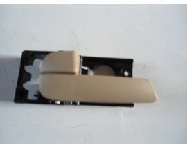 KIA RIO- III- 06/11; ÖN KAPI İÇ AÇMA KOLU SOL BEJ (HUSHAN)