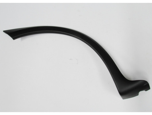 OPEL CORSA- C- 00/03; ARKA ÇAMURLUK AĞZI PLASTİĞİ SAĞ SİYAH 3KAPI(KLİPSLERİ İLE BİRLİKTE )(TÜV)(TYG)