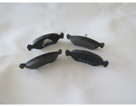 FORD FIESTA- 96/99; ÖN FREN BALATASI (DISK) (141X44,3X18) (BRAMAX)