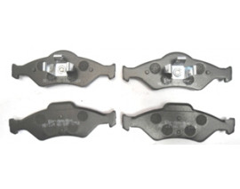 FORD FIESTA- 96/99; ÖN FREN BALATASI 1,0/1,3/1,4/1,8 (DİSK) (149,9X54X17,5/15;1,4X52,2X17,5)(BRAMAX)