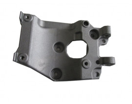 FORD FIESTA- 18/23; KLİMA KOMPRESÖR BAĞLANTI AYAĞI (EURO 5 MOTOR) (ALÜMİNYUM)