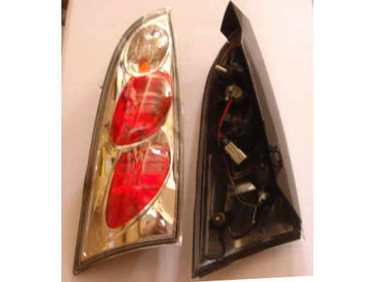 FORD FOCUS- HB- 98/05; MODIFIYE STOP LAMBASI SAG/SOL SET 2 PARÇA NIKELAJLI/KIRMIZI (5KAPI) (TYC)