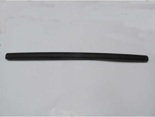 FORD FOCUS- HB- 02/05; ARKA TAMPON BANDI ORTA SİYAH PÜTÜRLÜ (5KAPI) (TÜV)(TYG)