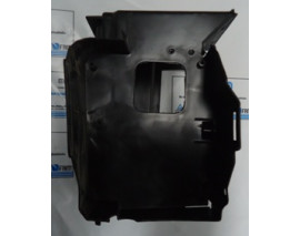 FORD FOCUS- SD/HB- 05/07; AKÜ YUVA PLASTİĞİ ALT (BFN)