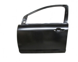 FORD FOCUS- SD/HB- 08/11; ÖN KAPI KOMPLE SOL SİYAH BAND DELİKSİZ (İCELİ/ÇEKOMASTİKLİ) (BFN)