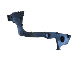 FORD FOCUS- SD- 15/18; ARKA TAMPON BAĞLANTI BRAKETİ SAĞ PLASTİK (TW)