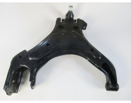 ISUZU D MAX- PICK UP- 04/07; ÖN ALT TABLA SAĞ 4X4 ROTİLLİ/BURÇLU (SALINCAK) (SH)