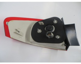 FORD MONDEO- 07/11; DIS STOP LAMBASI SAG KIRMIZI/BEYAZ SEDAN (FAMELLA)