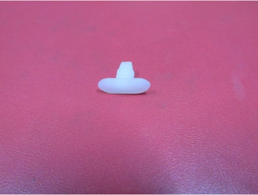 UNIVERSAL UNIVERSAL-; ÖN/ARKA KAPI TOZ LASTİĞİ KLİPSİ E TİPİ TÜM ARAÇLAR İÇİN