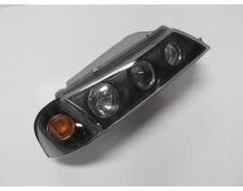 DAEWOO NEXIA- 95/99; FAR LAMBASI SAĞ MANUEL SİYAH MERCEKLİ/SİNYALLİ (FAMELLA)