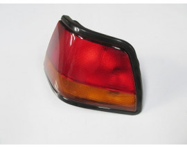 DAEWOO ESPERO- 96/97; STOP LAMBASI SAĞ KIRMIZI/SARI (FAMELLA)