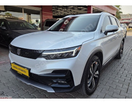 SKYWELL ET5 PREMIUM- 22/23; ARAÇ BİLGİLERİ VE RESİMLERİ