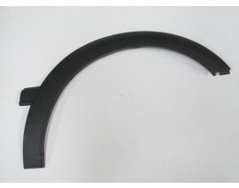 VOLKSWAGEN GOLF- 3- 92/98; ÖN ÇAMURLUK AĞZI PLASTİĞİ SAĞ SİYAH (TYG)