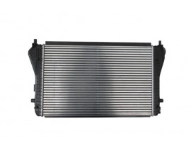 VOLKSWAGEN GOLF- 5- 04/09; TURBO SOĞUTMA RADYATÖRÜ 2.0 TDI (İNTERCOOLER) (BRAZİNG)(617X398X32)ORİS