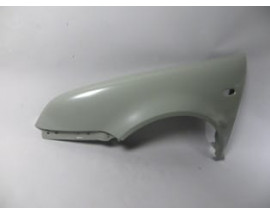 VOLKSWAGEN BORA- 99/05; ÖN ÇAMURLUK DELİKLİ SOL GRİ BOYALI (SIMYI)
