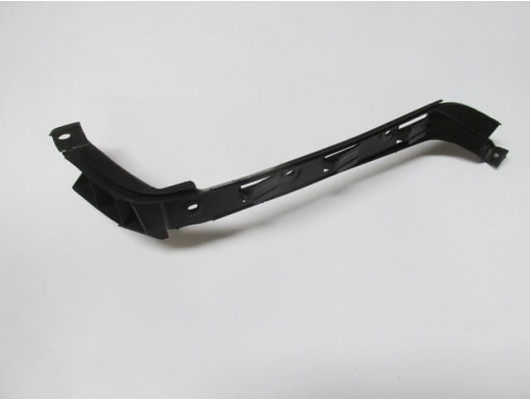 VOLKSWAGEN BORA- 99/05; ARKA TAMPON İÇ BAĞLANTI BRAKETİ SAĞ (YAN KULAĞA TAKILAN) (BFN)