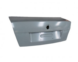 VOLKSWAGEN BORA- 99/05; ARKA BAGAJ KAPAĞI KOMPLE GRİ BOYALI (İCELİ/ÇEKOMASTİKLİ) (SIMYI)