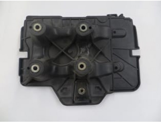 VOLKSWAGEN BORA- 99/05; AKÜ KORUYUCU PLASTİĞİ ALT (TW)