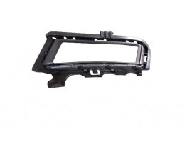 VOLKSWAGEN GOLF- 7- 13/17; SİS LAMBA KAPAĞI İÇ BAĞLANTI BRAKETİ SOL SİS DELİKLİ (TW)