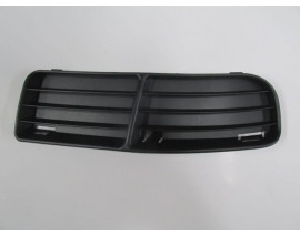 VOLKSWAGEN POLO- 3- 95/99; SİS LAMBA KAPAĞI SAĞ SİS DELİKSİZ