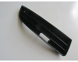 VOLKSWAGEN PASSAT- B6- 05/10; SİS LAMBA KAPAĞI SAĞ SİYAH SİS DELİKSİZ (TÜV)(TYG)