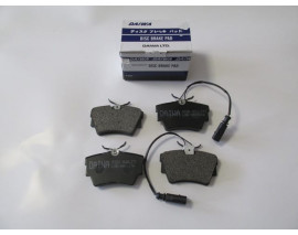 VOLKSWAGEN TRANSPORTER- T4- 96/01; ARKA FREN BALATASI (2 KABLOLU)(DİSK)(94,8X57,4X15)(BRAMAX)