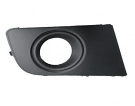 VOLKSWAGEN AMAROK- 11/16; SİS LAMBA KAPAĞI SAĞ SİS DELİKLİ SİYAH (FPI)